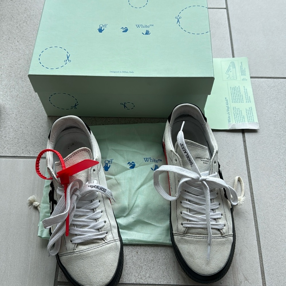 Off White women’s sneakers